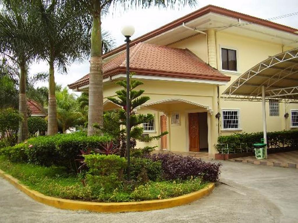 Tubod Flowing Water Resort Minglanilla Bagian luar foto