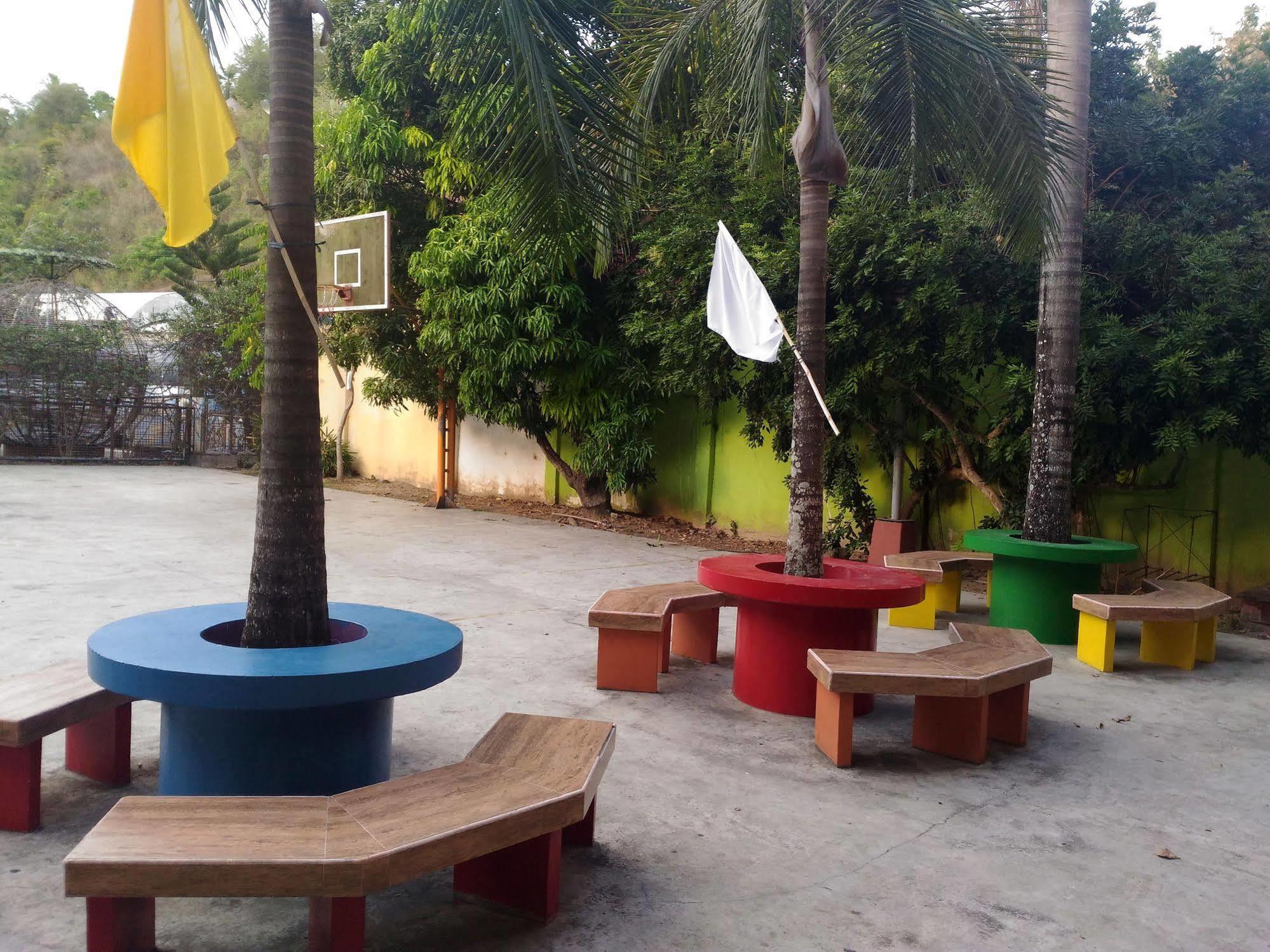 Tubod Flowing Water Resort Minglanilla Bagian luar foto