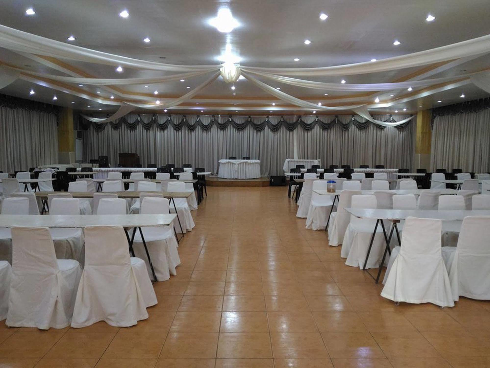 Tubod Flowing Water Resort Minglanilla Bagian luar foto