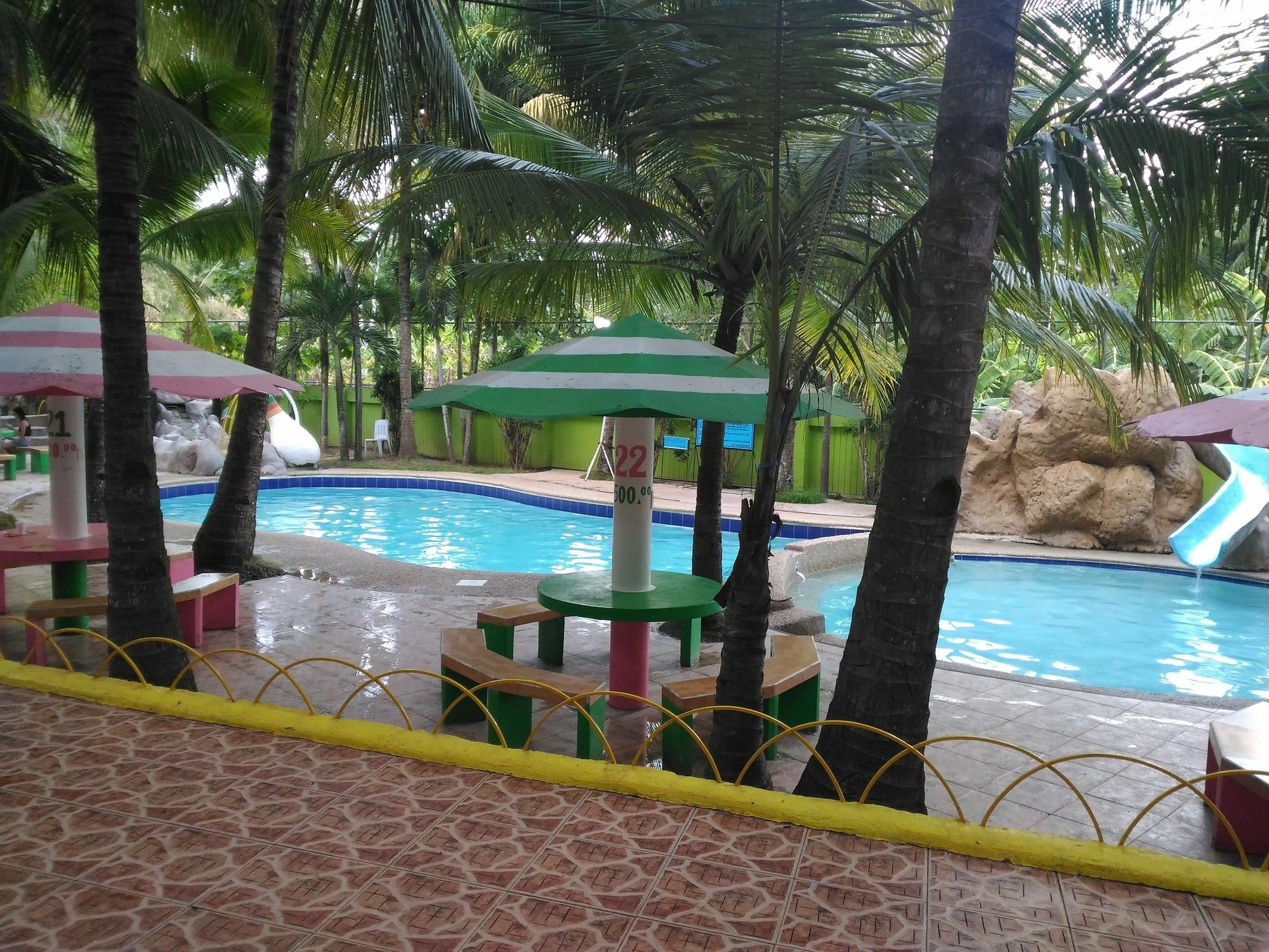 Tubod Flowing Water Resort Minglanilla Bagian luar foto
